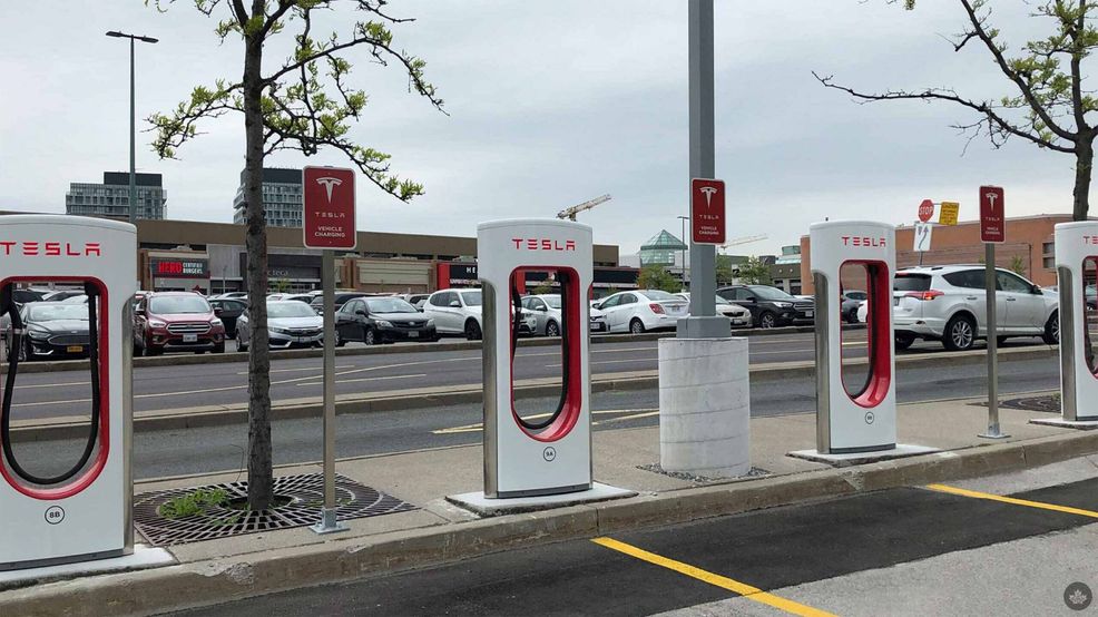 Tesla announces five future Canadian Supercharger locations