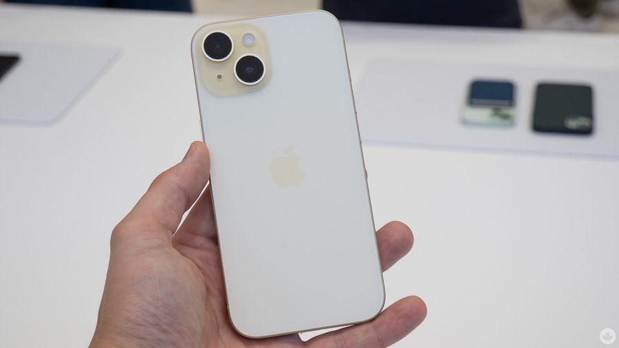iPhone 15