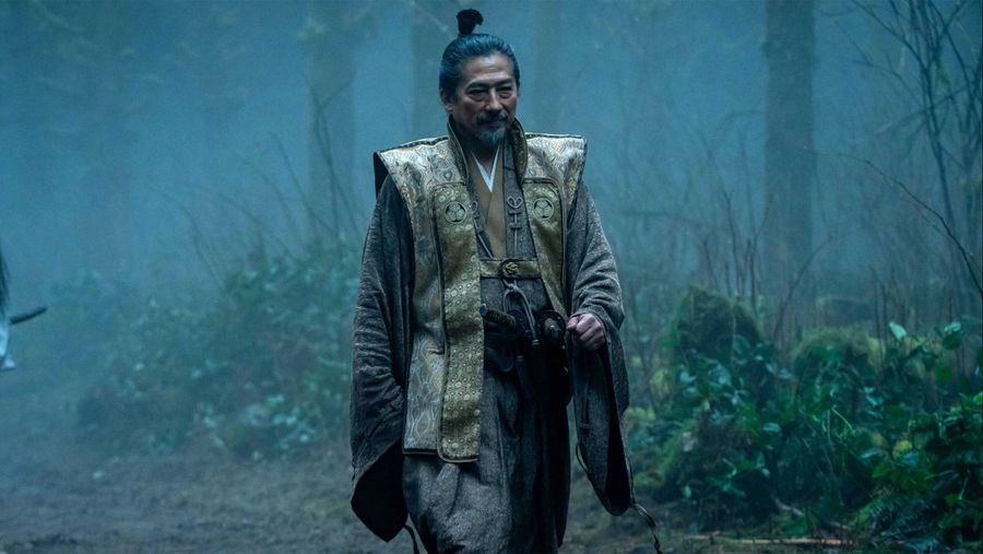 Shogun Toranaga walking