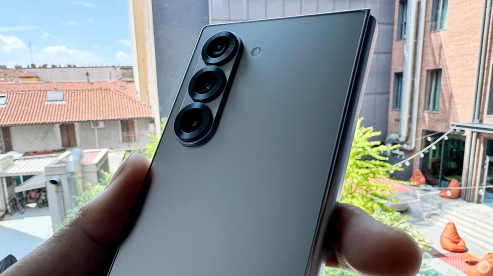 What do you think of these Galaxy Z Fold 6 photos? [Poll]