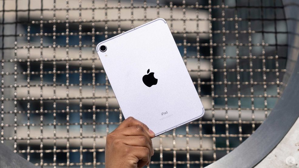We might finally get an OLED iPad mini, but with a maxi price tag