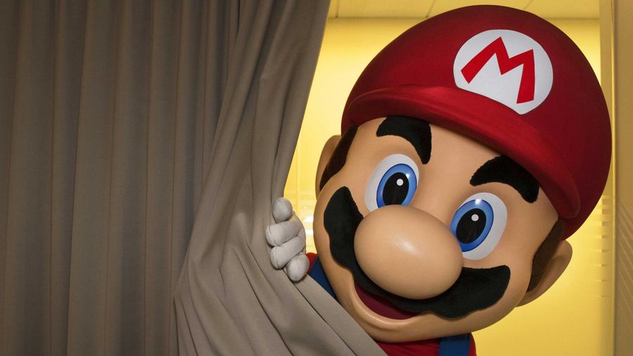 Mario looking out from curtain