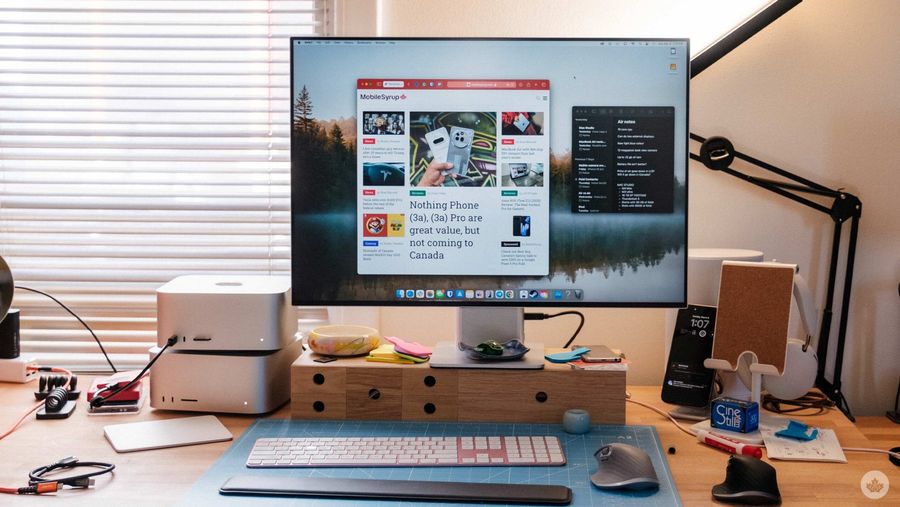 Apple M4 Max Mac Studio desk setup