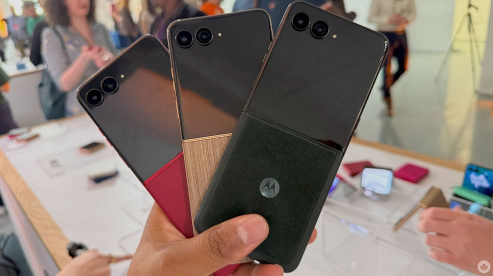 Grab a Motorola Razr Ultra on sale for Valentine’s Day