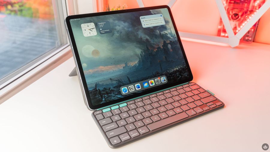 Logitech Flip Folio iPad case