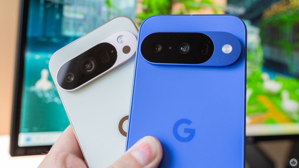 Pixel 10 Pro (left) and Pixel 10 (right).