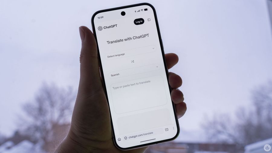 ChatGPT Translate on a phone.