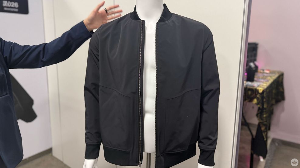 Mode bomber jacket charges devices wirelessly in your pocket