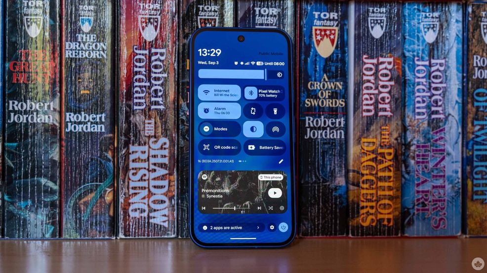 Android 17 might bring Liquid Glass-like blur to Pixel devices