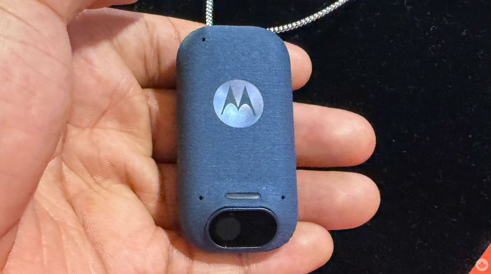 Motorola’s Project Maxwell might succeed where Humane AI Pin failed