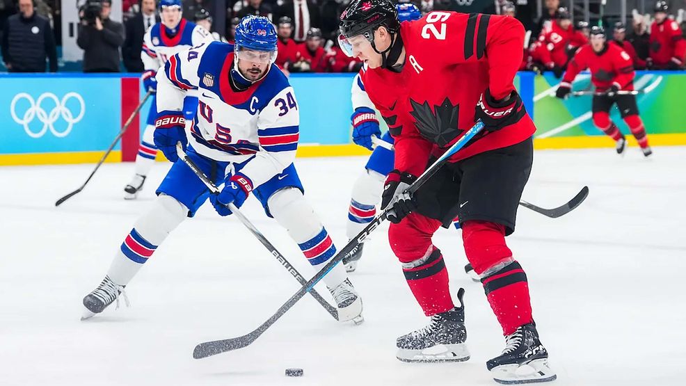 Team Canada vs U.S. Olympics hockey