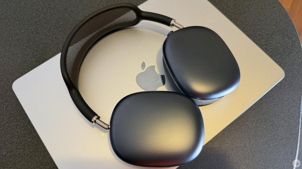 A weekend with the AirPods Max 2: Quiet TTC rides