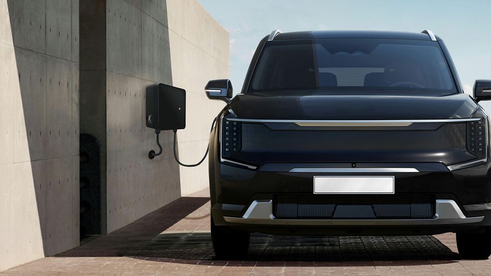 Clearshot Labs free home EV charger.