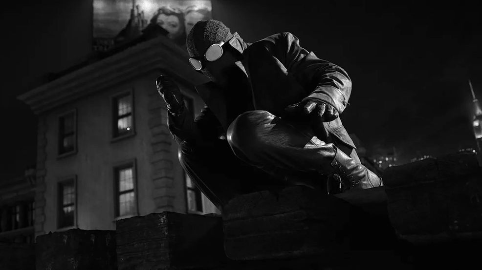 Spider-Noir on building