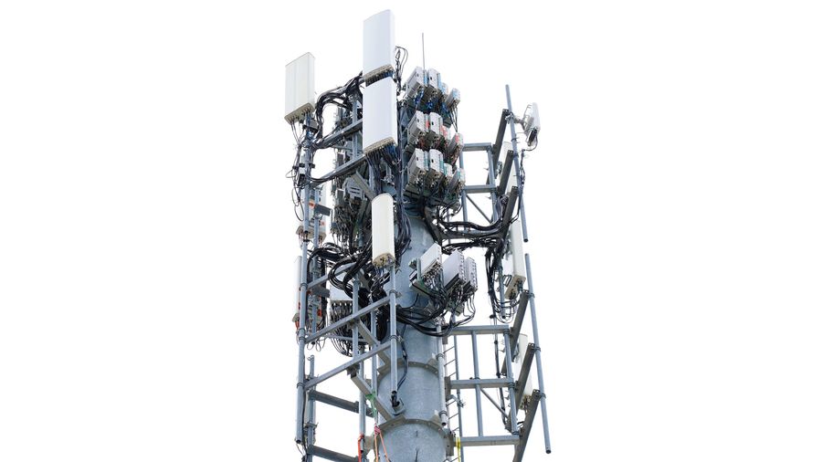Bell 5G tower in Toronto.